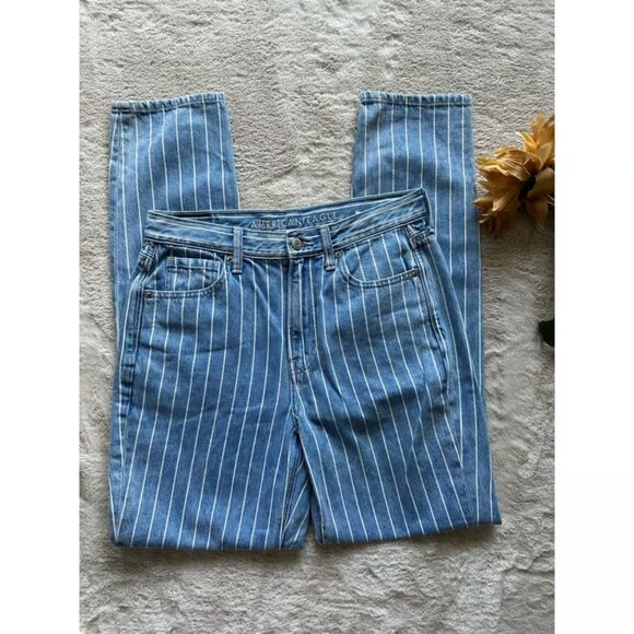 American Eagle White Striped Mom Jeans - Picture 3 of 4